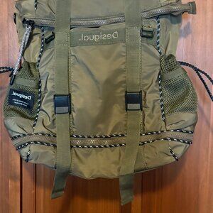 Desigual - convertible backpack into bag, large side pockets, multiple straps